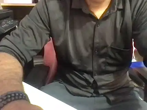 Snapshot of KingCobra_07 chatting on April 16, 2026, 2:34 am KingCobra 07 online show from April 16, 2026, 2:34 am