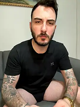 Snapshot of snncdgn chatting on January 11, 2026, 8:47 pm snncdgn online show from January 11, 2026, 8:47 pm