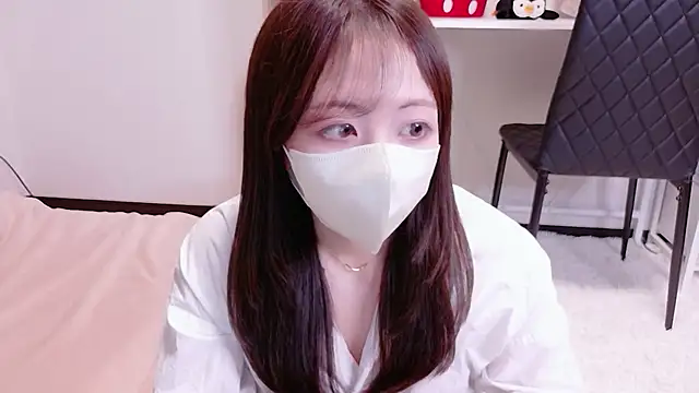 Snapshot of -aotan- chatting on April 1, 2026, 11:44 am -aotan- online show from April 1, 2026, 11:44 am