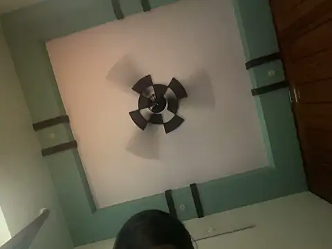 Snapshot of Gayathri666 chatting on November 5, 2025, 9:53 am Gayathri666 online show from November 5, 2025, 9:53 am