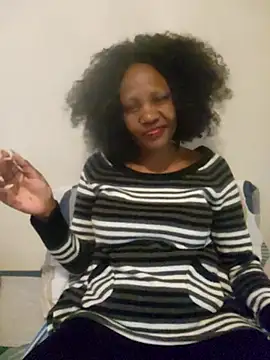 Mommy Sienna online show from May 4, 2026, 3:52 pm