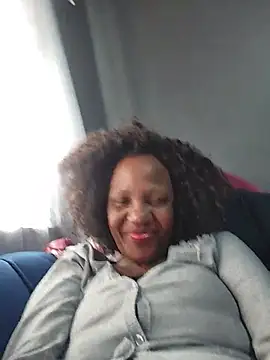 Mommy Sienna online show from May 25, 2026, 9:15 am