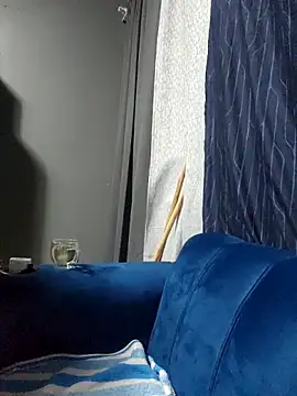 Mommy Sienna online show from June 10, 2026, 4:17 pm