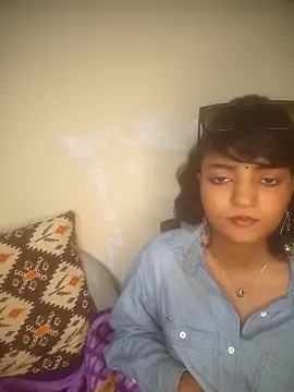 Snapshot of Freakingromance chatting on February 16, 2026, 6:15 pm Freakingromance online show from February 16, 2026, 6:15 pm