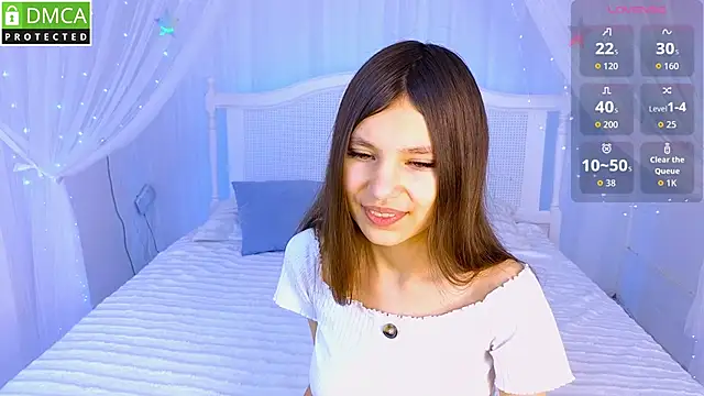 Little  Lunaa online show from March 19, 2026, 10:41 am