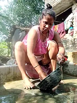 Sweet-chum online show from January 13, 2026, 6:51 am