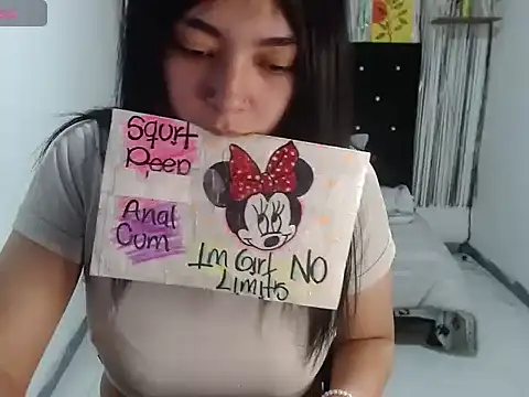 Darkittydoll-15 online show from December 4, 2025, 12:36 pm