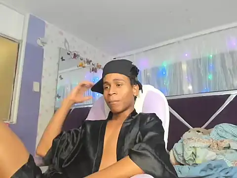 Santy bigcock 01 online show from January 14, 2026, 4:29 am