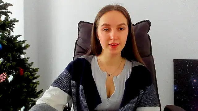 Nesie-Stoun online show from December 14, 2025, 9:36 am