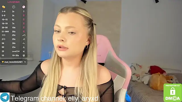 elly aryxd online show from November 10, 2025, 5:23 pm