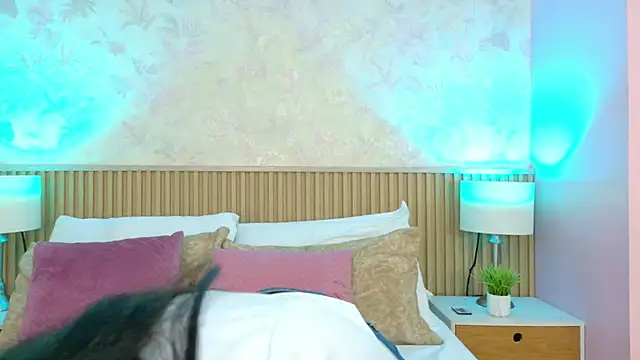 ValeriaMonet online show from March 19, 2026, 7:29 pm