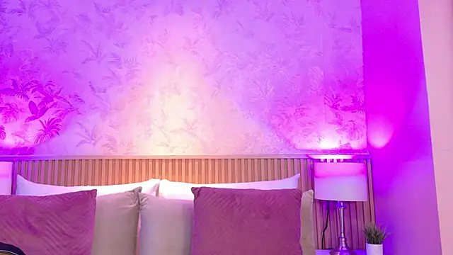 ValeriaMonet online show from June 9, 2026, 7:58 pm