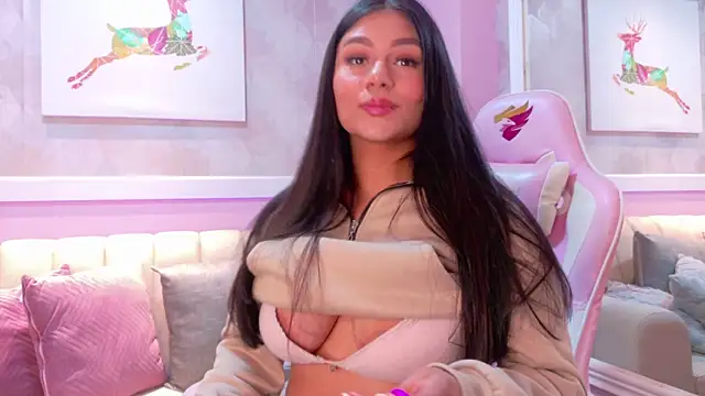 ValeriaMonet online show from July 26, 2026, 2:24 pm