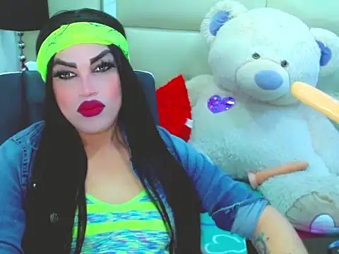 NharaBigCock online show from April 12, 2026, 7:19 pm