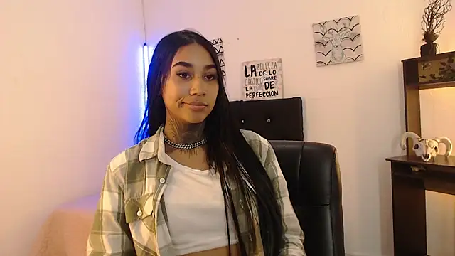 Snapshot of lyam_ebony_ chatting on February 11, 2026, 7:52 pm lyam ebony online show from February 11, 2026, 7:52 pm