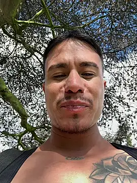 RaySullivan online show from November 26, 2025, 8:21 pm