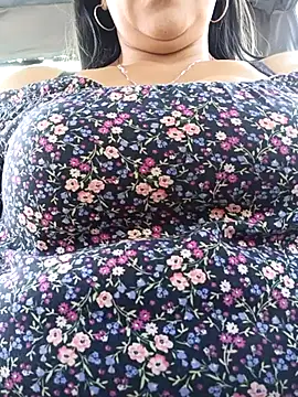 misshot 02 online show from February 25, 2026, 7:56 pm