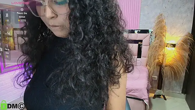 griselle rousse online show from February 23, 2026, 7:44 pm