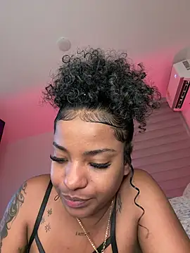 Irishottt online show from May 20, 2026, 3:34 am