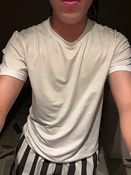 Snapshot of gatito_polo69 chatting on November 5, 2025, 3:17 am gatito polo69 online show from November 5, 2025, 3:17 am