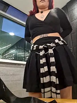 Snapshot of Eveelyn25xx chatting on November 9, 2025, 10:41 pm Eveelyn25xx online show from November 9, 2025, 10:41 pm