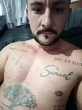 Belionvx online show from November 7, 2025, 2:33 am