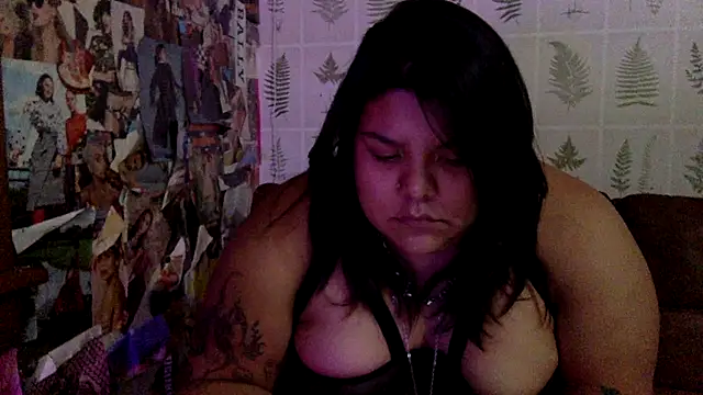 annoyedputa online show from November 18, 2025, 12:05 am