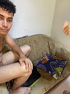 Snapshot of latinnheatxx chatting on November 16, 2025, 6:57 pm latinnheatxx online show from November 16, 2025, 6:57 pm