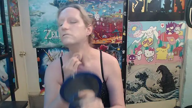 Savanah Banana  online show from February 22, 2026, 10:58 am