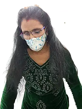 sanjana077 online show from February 19, 2026, 5:14 am