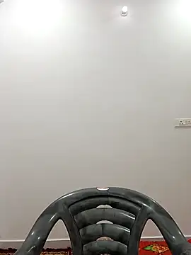 sanjana077 online show from April 17, 2026, 3:09 am