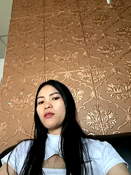 Snapshot of Beolulu chatting on November 8, 2025, 5:18 am Beolulu online show from November 8, 2025, 5:18 am