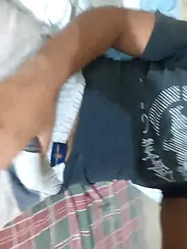 deduardo1302 online show from December 16, 2025, 5:34 am