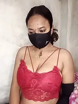 Snapshot of V_HOT_CUTE chatting on January 15, 2026, 8:56 pm V HOT CUTE online show from January 15, 2026, 8:56 pm