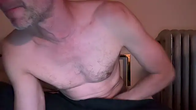 Snapshot of verssluthnh chatting on November 29, 2025, 10:24 pm verssluthnh online show from November 29, 2025, 10:24 pm