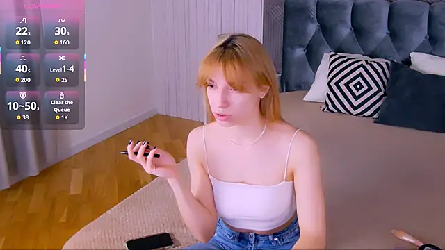 CindyMoriLove online show from March 25, 2026, 5:35 am