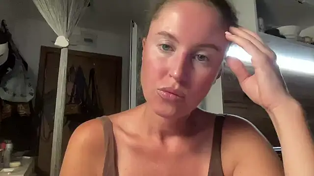 Ameli8 online show from July 19, 2026, 7:28 pm
