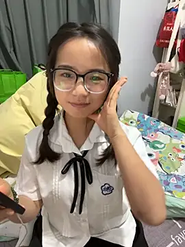 Hmm 0303 online show from November 11, 2025, 2:17 pm