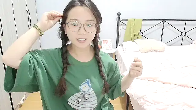 Hmm 0303 online show from May 22, 2026, 4:12 pm