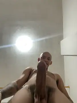 thebesthot online show from May 19, 2026, 4:19 am