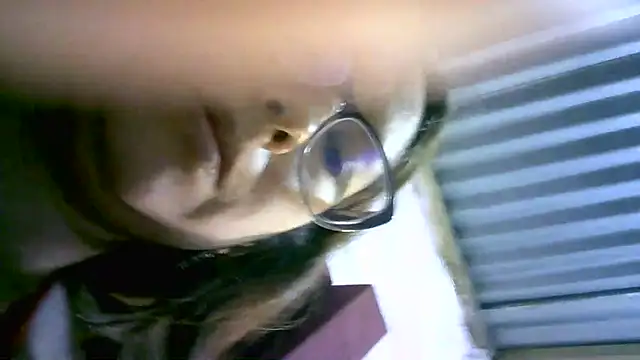 Zulreyna online show from May 21, 2026, 3:13 am