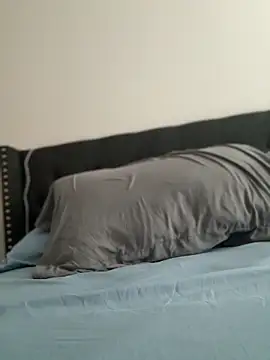 Snapshot of mixedswanger chatting on November 5, 2025, 5:24 pm mixedswanger online show from November 5, 2025, 5:24 pm