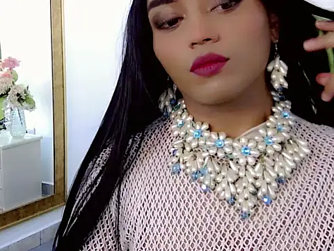 sebastian cruz  online show from November 26, 2025, 10:22 pm