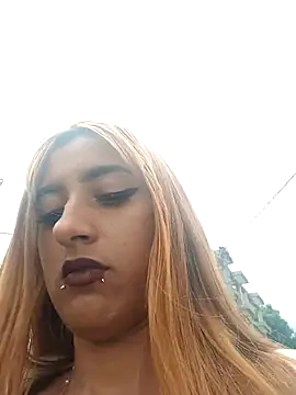 Snapshot of PandoraHaus chatting on November 27, 2025, 7:49 pm PandoraHaus online show from November 27, 2025, 7:49 pm