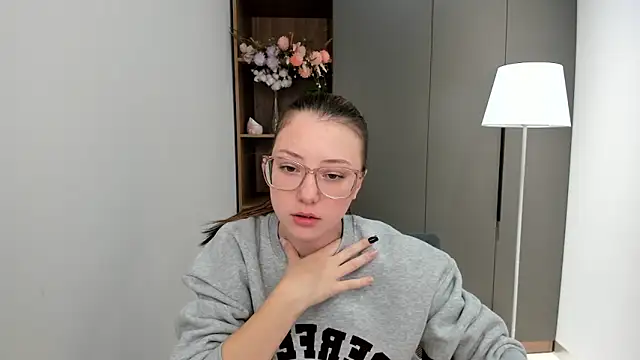 MarguriteNorwood online show from November 6, 2025, 3:07 am