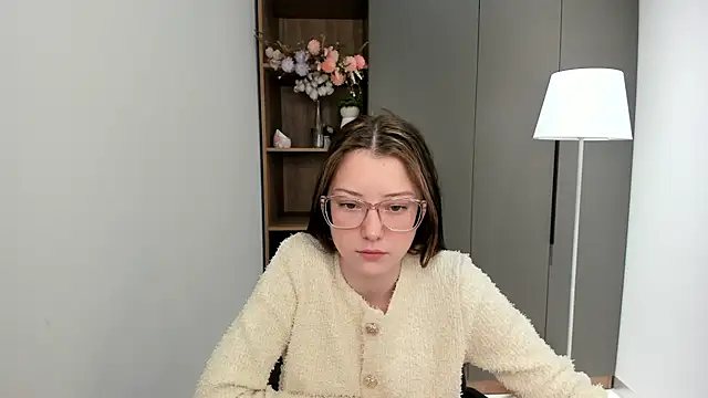 MarguriteNorwood online show from November 10, 2025, 4:22 am