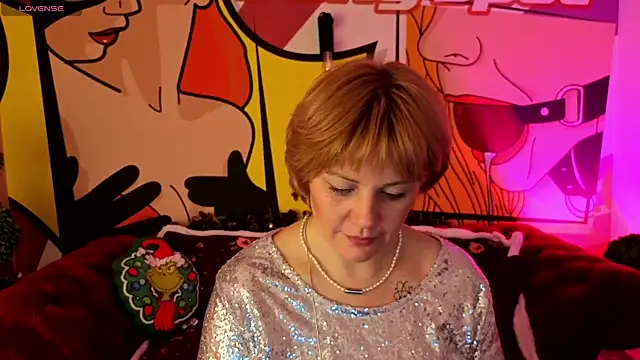 Snapshot of AmaraNights chatting on January 9, 2026, 8:32 pm AmaraNights online show from January 9, 2026, 8:32 pm