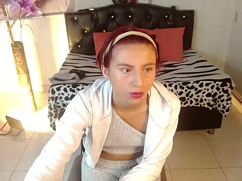 LuluKiss  online show from January 6, 2026, 1:48 pm