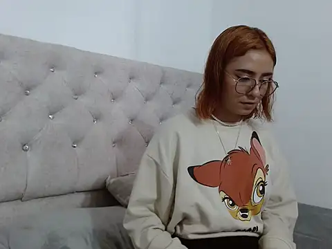 Snapshot of Carolinapinnkman chatting on November 6, 2025, 5:03 pm Carolinapinnkman online show from November 6, 2025, 5:03 pm