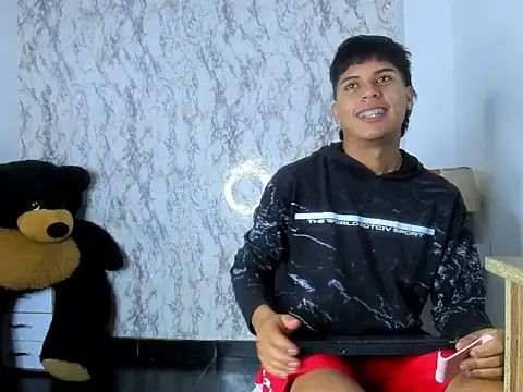 Valentino Lane online show from February 20, 2026, 6:26 am